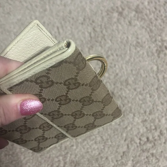 Gucci Wallet - Picture 10 of 11